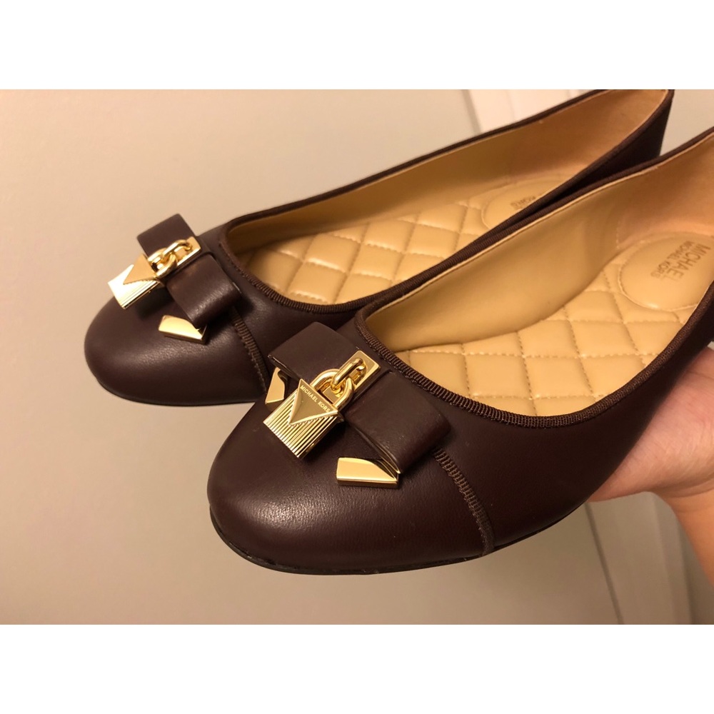 ❌SOLD❌ Michael Kors Leather Ballet Flats🌺 - Picture 4 of 15